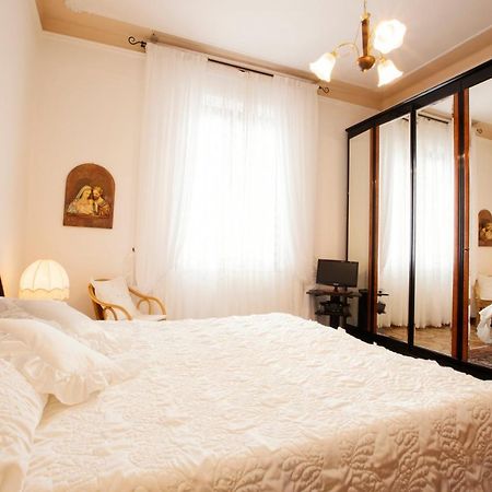 Room Cavour, Nearby Cinqueterre La Spezia Exteriör bild