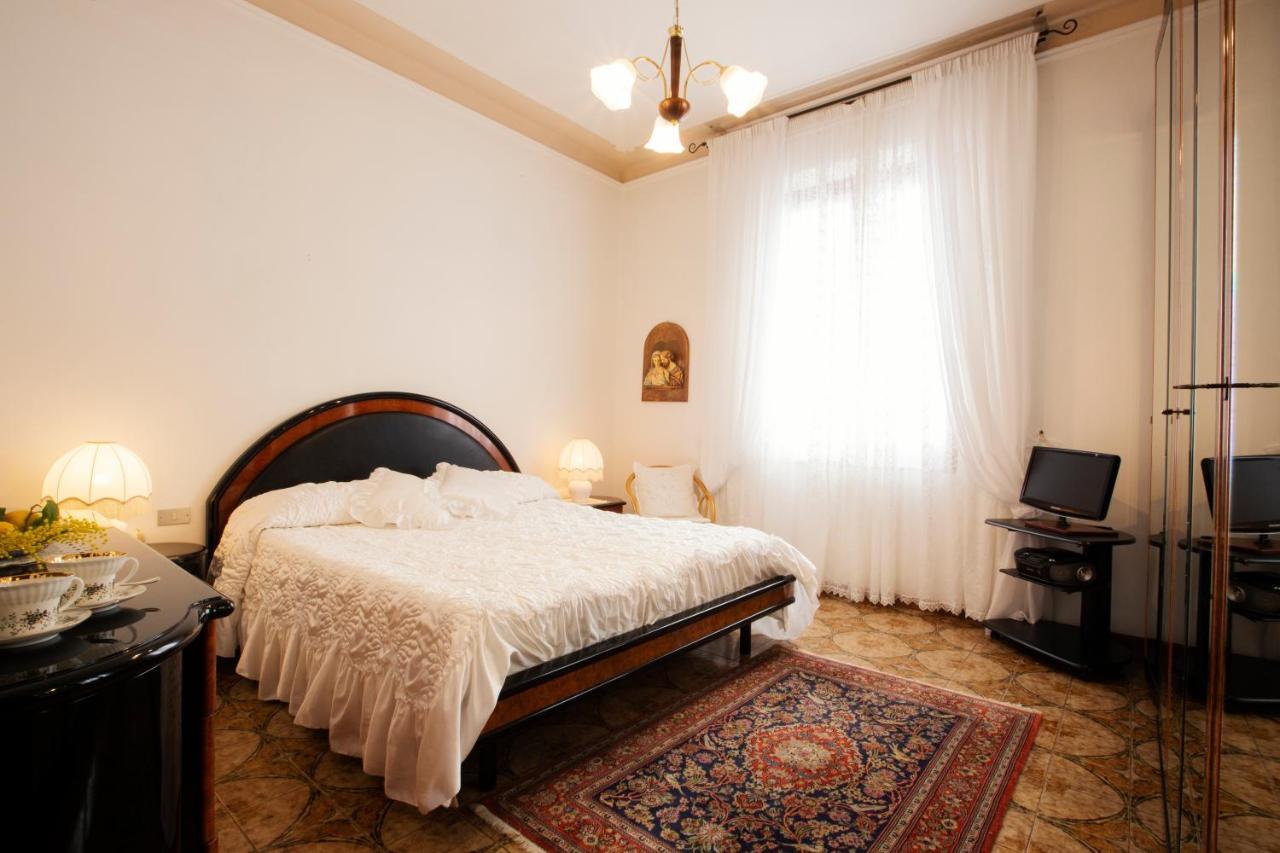 Room Cavour, Nearby Cinqueterre La Spezia Exteriör bild